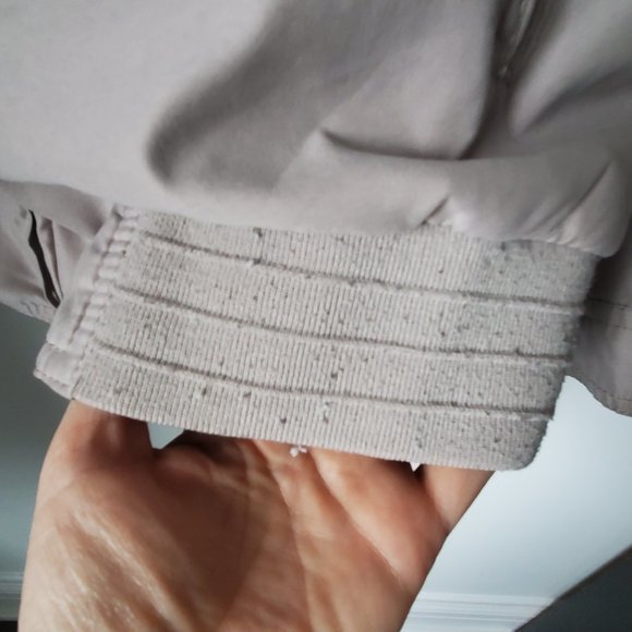 LONDON FOG Men's Light Jacket Zip Up Button Cuffs Pockets Sporty Windbreaker M - Picture 4 of 10